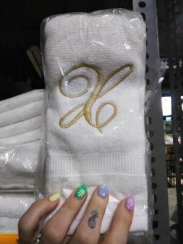 DESCRIPTION: (1) EMBROIDERD TOWEL SET RETAIL$: $25.27 EA QTY: 1