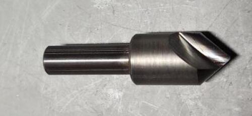 DESCRIPTION: (2) HSS 82* COUNTERSINKS BRAND/MODEL: HERTEL 89340145 SIZE: 5/8" DIA 3/8" SD RETAIL$: $36.76 QTY: 2