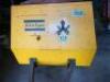 DESCRIPTION ATLAS COPCO XAS90 185 CFM TOWABLE AIR COMPRESSOR BRAND / MODEL: ATLAS COPCO XAS90 ADDITIONAL INFORMATION RUNS WELL , NEEDS NEW BATTERY. OW - 2