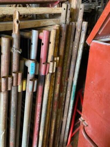 DESCRIPTION (8) MASON SCAFFOLDING UPRIGHTS ADDITIONAL INFORMATION SOLD BY THE UPRIGHT LOCATION WAREHOUSE 2 QTY 8