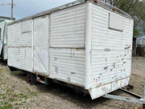 DESCRIPTION 16' METAL OFFICE / STORAGE TRAILER W/ TITLE ADDITIONAL INFORMATION TIRES NEED REPAIRED / REPLACED. SIZE 16 LOCATION LOT 1 QTY 1