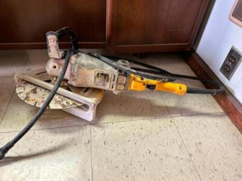 DESCRIPTION CUTOFF SAW BRAND / MODEL: DEWALT LOCATION OFFICE QTY 1