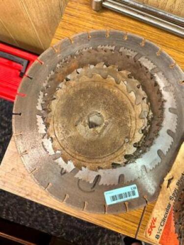 DESCRIPTION ASSORTED SAW BLADES LOCATION OFFICE QTY 1