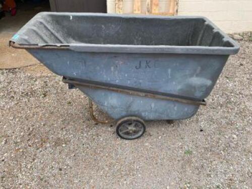 DESCRIPTION RUBBERMAID GONDOLA TRASH CART LOCATION WAREHOUSE 1 QTY 1