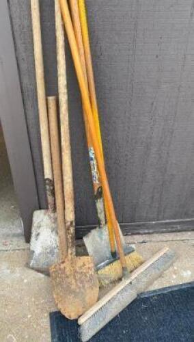 DESCRIPTION (6) ASSORTED LONG HANDLE TOOLS. THIS LOT IS: SOLD BY THE PIECE LOCATION WAREHOUSE 1 QTY 6