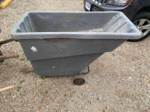 DESCRIPTION RUBBERMAID GONDOLA TRASH CART LOCATION WAREHOUSE 1 QTY 1