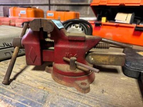 DESCRIPTION BENCH VISE LOCATION RIGHT WAREHOUSE QTY 1