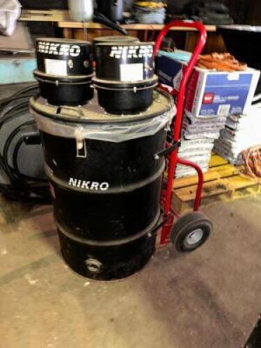 DESCRIPTION 55 GALLON HEPA VACUUM ADDITIONAL INFORMATION W/ DOLLY LOCATION RIGHT WAREHOUSE QTY 1