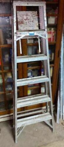 DESCRIPTION 6' ALUMINUM LADDER SIZE 6' LOCATION WAREHOUSE 1 QTY 1