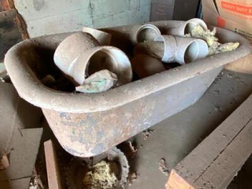 DESCRIPTION CAST IRON TUB LOCATION LOT 1 QTY 1