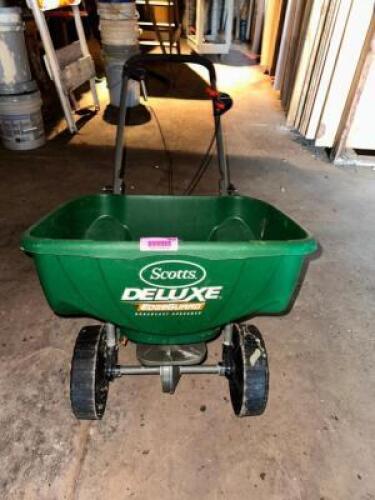 DESCRIPTION FERTILIZER SPREADER LOCATION LEFT WAREHOUSE QTY 1