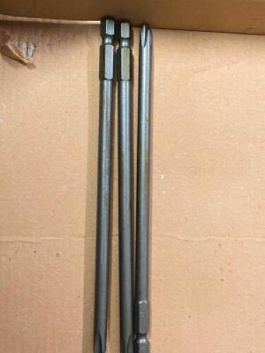 (1) CASE OF PHILLIPS 6" NO. 3 RZD BITS