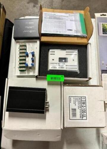 ASSORTED AUDIO EQUIPMENT