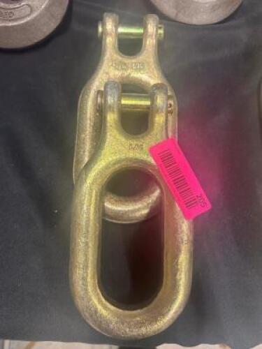 (2) - HEAVY DUTY 5/8 SHACKLE
