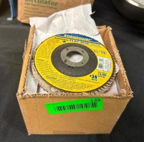 BOX OF FLAP DISCS 36 GRIT