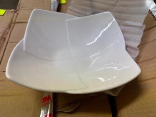 (22) 8" CHINA PLATES