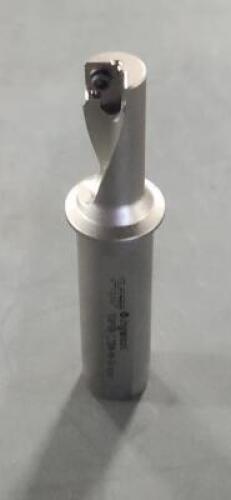 DESCRIPTION: (1) TCAP MULTI TOOL INDEXABLE BRAND/MODEL: INGERSOLL 3203772 SIZE: 0.394" CUT DIA 1/2" SD RETAIL$: $293.08 QTY: 1