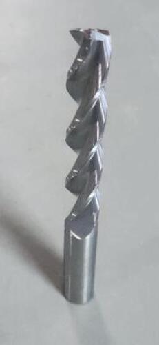 DESCRIPTION: (3) 5XD ALUMADRILL JOBBER LENGTH DRILL BIT BRAND/MODEL: FULLERTON 15228 SIZE: .4219" RETAIL$: $139.67 QTY: 3