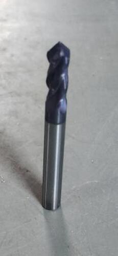 DESCRIPTION: (10) SOLID CARBIDE DRILL MILL BRAND/MODEL: ACCUPRO 06298640 SIZE: 1/4", 3/4" LOC RETAIL$: $38.62 QTY: 10