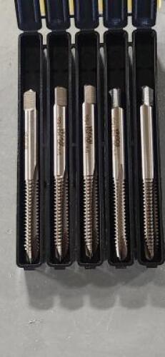 DESCRIPTION: (15) HSS SPIRAL POINT PLUG TAP BRAND/MODEL: VC 04540225 SIZE: 1/4"-20 UNC RETAIL$: $8.34 EA QTY: 15