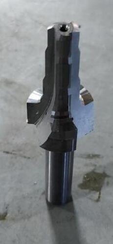 DESCRIPTION: (1) SOLID CARBIDE CUSTOM PORT TOOL BRAND/MODEL: INTEGRITY SAW AND TOOL QTY: 1