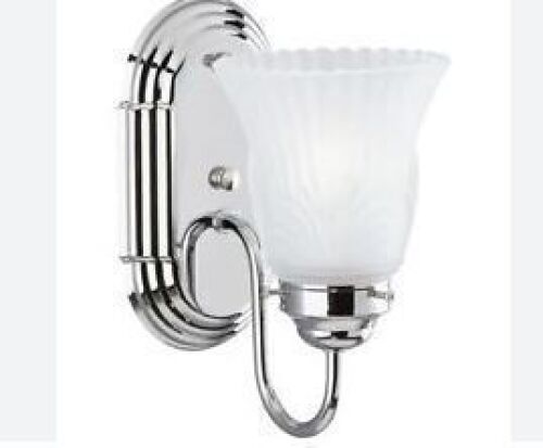 DESCRIPTION: (1) WALL LIGHT FIXTURE SIZE: SUITABLE FOR DAMP CONDITIONS RETAIL$: $42.87 EA QTY: 1