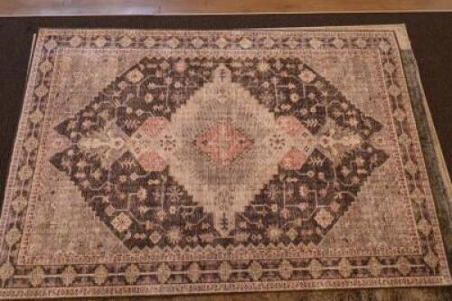 AREA RUG