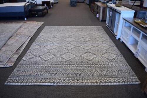 RUGS
