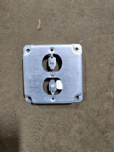 DESCRIPTION: (1) CASE OF (10) SQUARE ELECTRICAL BOX BRAND/MODEL: STEEL CITY RETAIL$: $14.99 EA QTY: 1
