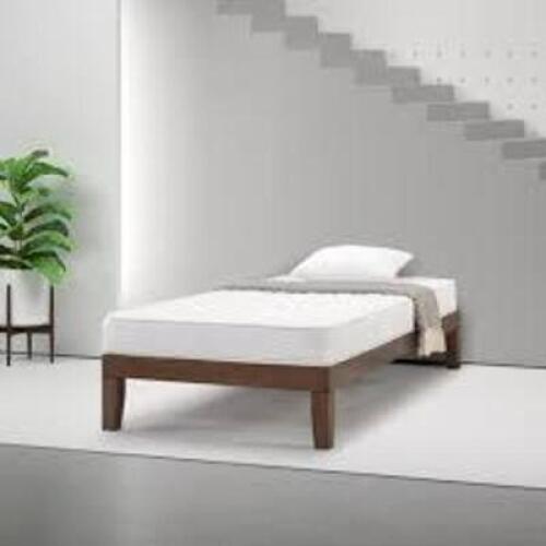 DESCRIPTION: (1) COMFORT BUNK MATTRESS BRAND/MODEL: SLUMBER 1 #W-BLBN-600T INFORMATION: WHITE SIZE: 6", TWIN RETAIL$: $124.10 EA QTY: 1