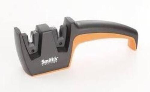 DESCRIPTION: (1) KNIFE SHARPENER BRAND/MODEL: SMITH #50090 INFORMATION: EDGE PRO RETAIL$: $18.20 EA QTY: 1