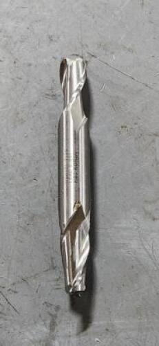 DESCRIPTION: (1) HSS SQ END MILL BRAND/MODEL: HERTEL 41115502 SIZE: 7/16" DIA 13/16" LOC RETAIL$: $27.17 QTY: 1