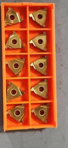 DESCRIPTION: (10) L43 6P LAY FLAT THREADING INSERTS BRAND/MODEL: TOOL FLO L43 6P 2/S BTS EXT TF1442 AC50C SIZE: 21.30 PER INSERT QTY: 10