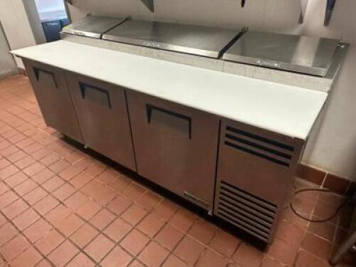TRUE 93" REFRIGERATED PIZZA PREP