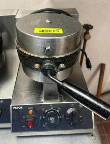 VEVOR COMMERCIAL WAFFLE MAKER.