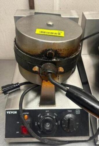 VEVOR COMMERCIAL WAFFLE MAKER.
