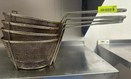 (4) MESH WIRE ROUND BASKETS.