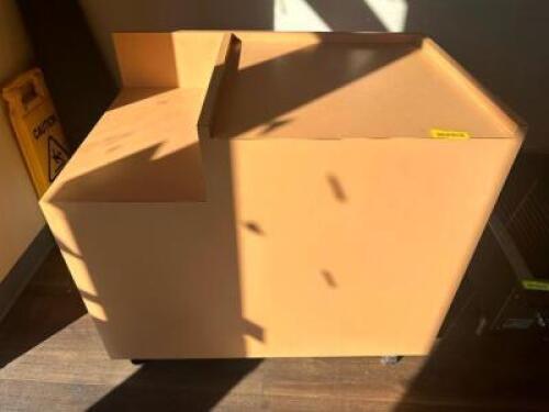 40" COMPOSITE TRAY STAND,