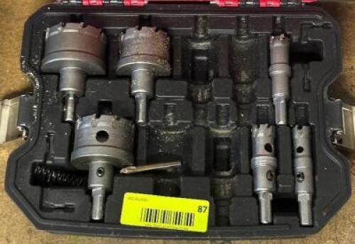 PARTIAL SET OF HOLE SAWS