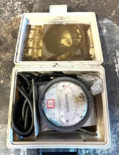 DESCRIPTION: MAGNEHELIC DIFFERENTIAL PRESSURE GAGE BRAND/MODEL: DWYER QTY: 1