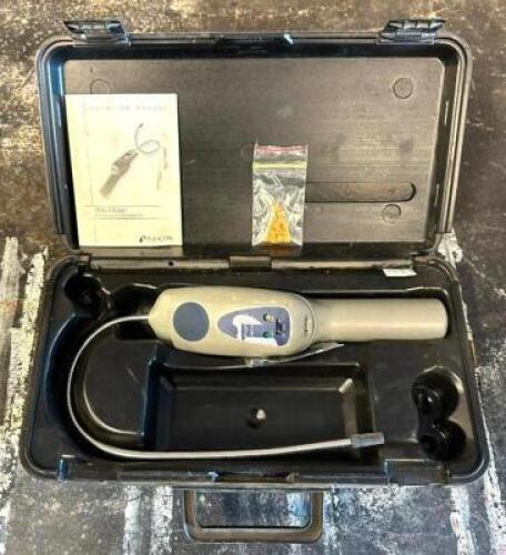 DESCRIPTION: REFRIGERANT LEAK DETECTOR BRAND/MODEL: INFICON TEK-MATE QTY: 1