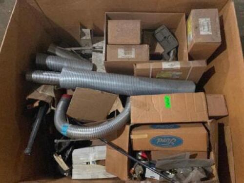 PALLET OF ASSORTED AUTOMOTIVE PARTS AND ACCESSORIES