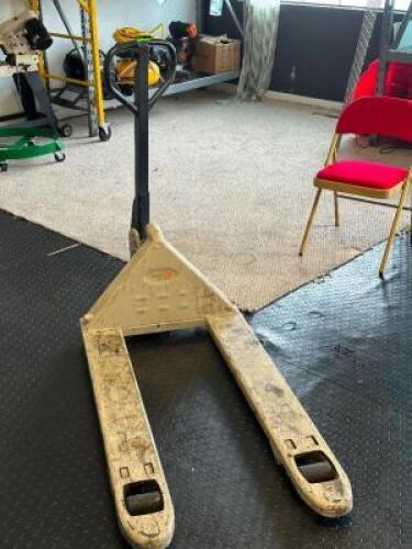 PALLET JACK