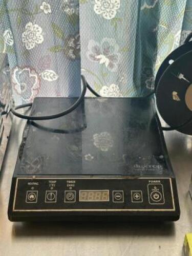 TABLETOP INDUCTION COOKER