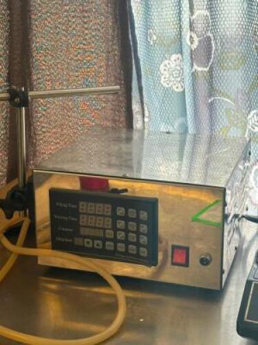 FILLING MACHINE