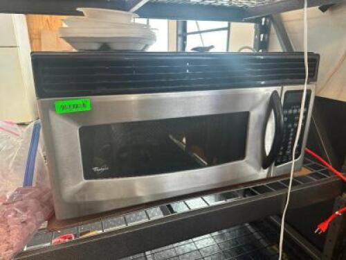 COUNTERTOP MICROWAVE