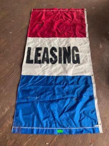 LEASING RIBBON DISPLAY