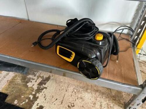 SHOP VAC