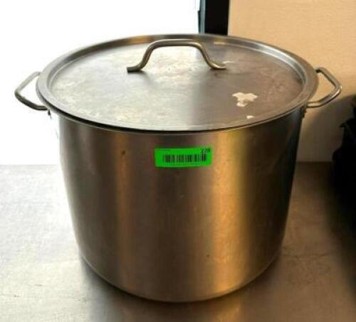 DESCRIPTION: STOCK POT WITH LID SIZE: 16.5"X12.5" QTY: 1