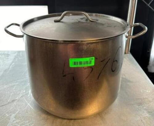 DESCRIPTION: STOCK POT WITH LID SIZE: 15"X11" QTY: 1